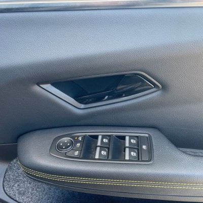 Renault Megane E-Tech 60kWh iconic Auto 5dr (optimum charge)