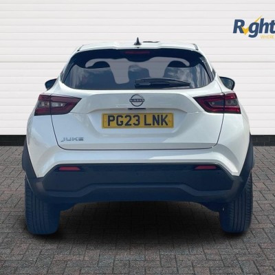 Nissan Juke 1.0 DIG-T N-Connecta DCT Auto 5dr