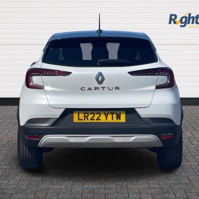 Renault Captur 1.3 TCe Iconic EDC 5dr
