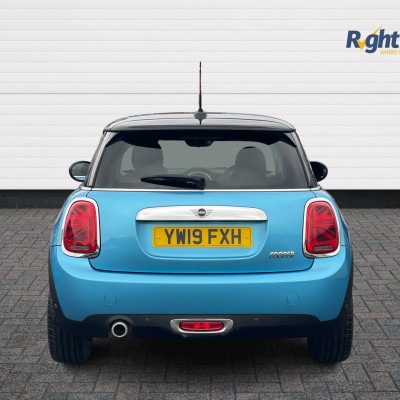 Mini Hatch 1.5 Exclusive