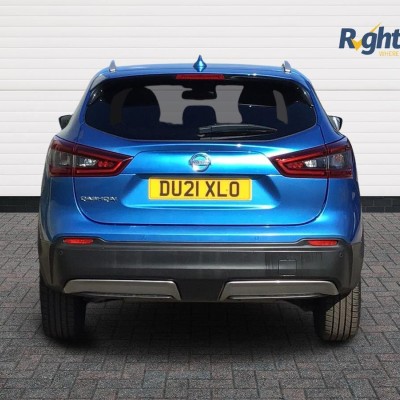 Nissan Qashqai 1.3 DIG-T N-Connecta 5dr