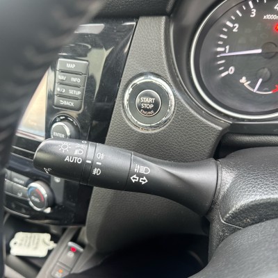 Nissan Qashqai 1.3 DIG-T N-Connecta 5dr