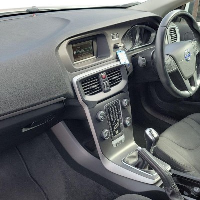Volvo V40 1.6 T2 ES 5dr