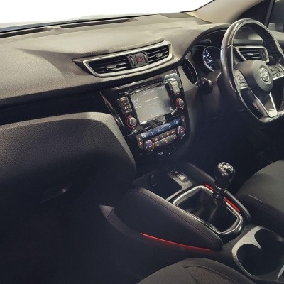 Nissan Qashqai 1.3 DIG-T Acenta Premium 5dr