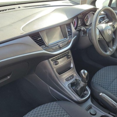 Vauxhall Astra 1.0i Turbo ecoFLEX Design 5dr