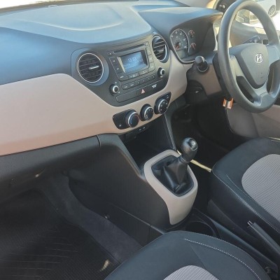 Hyundai i10 1.0 S 5dr