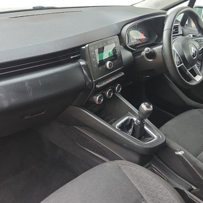 Renault Clio 1.0 TCe Play 5dr