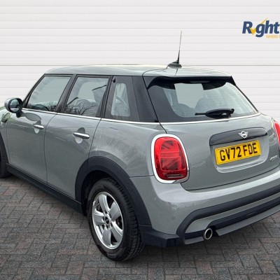 Mini Hatch 1.5 Classic Automatic