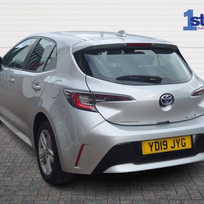 Toyota Corolla 1.8 Icon Tech Vvti Hev