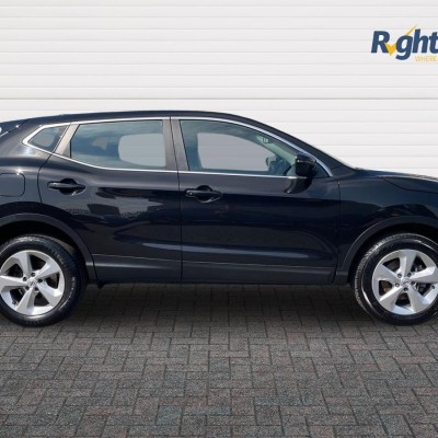 Nissan Qashqai 1.3 DIG-T Acenta Premium 5dr