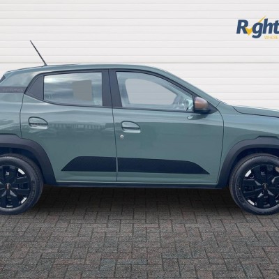 Dacia Spring 100 24.3kWh EXTREME Auto 5dr