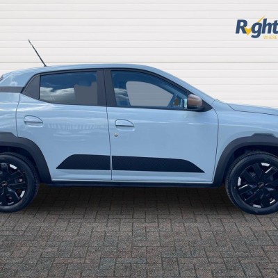 Dacia Spring 100 24.3kWh EXTREME Auto 5dr