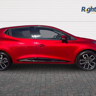 Renault Clio 0.9 TCe Play 5dr