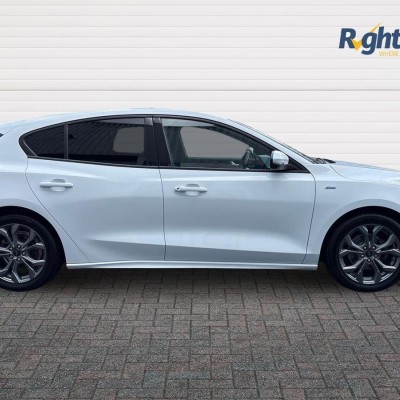 Ford Focus 1.0T EcoBoost MHEV ST-Line Edition 5dr