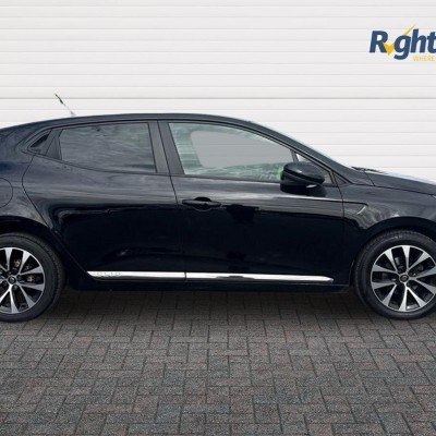 Renault Clio 1.0 TCe Iconic 5dr