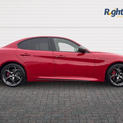 Alfa Romeo Giulia 2.0T Veloce Ti Auto 4dr