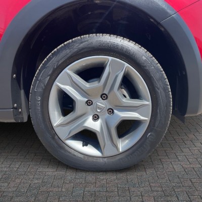 Dacia Sandero Stepway 0.9 TCe Essential 5dr