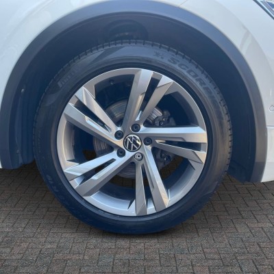 Volkswagen Tiguan 1.5 TSI R-Line Edition DSG 5dr
