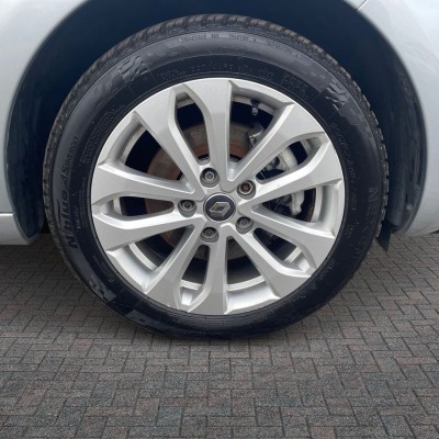 Renault Zoe R135 EV50 52kWh Iconic Auto 5dr (Rapid Charge)