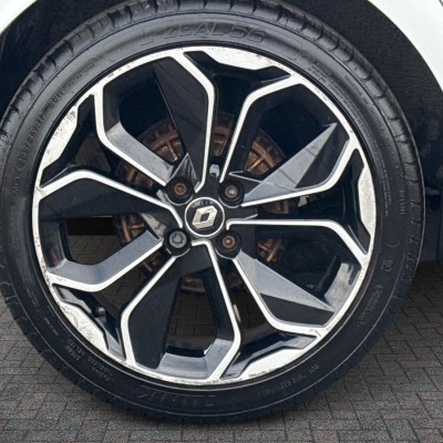 Renault Clio 0.9 TCe Iconic Euro 6 (s/s) 5dr