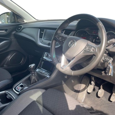 Vauxhall Grandland X 1.2 Turbo SRi Nav 5dr