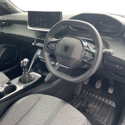 Peugeot 2008 1.2 PureTech Allure 5dr