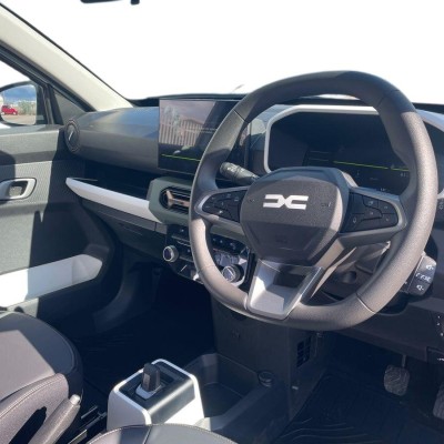 Dacia Spring 100 24.3kWh EXTREME Auto 5dr