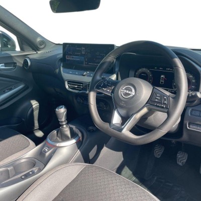 Nissan Juke 1.0 DIG-T N-Connecta 5dr