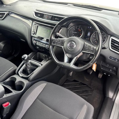 Nissan Qashqai 1.3 DIG-T Acenta Premium 5dr
