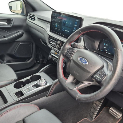 Ford Kuga 2.5 Duratec 14.4kWh ST-Line X CVT 5dr
