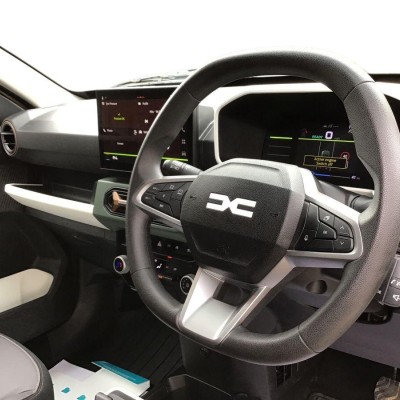 Dacia Spring 65 26.8kWh EXTREME Auto 5dr