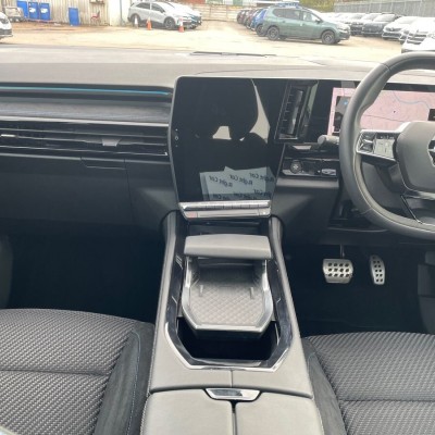 Renault Austral 1.2 E-TECH iconic esprit Alpine Auto 5dr