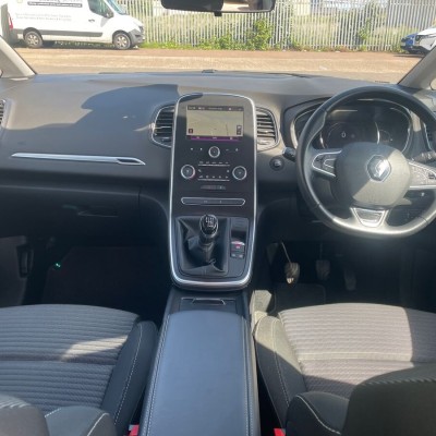 Renault Grand Scenic 1.3 TCe Iconic 5dr