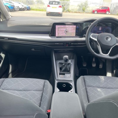 Volkswagen Golf 1.0 TSI Life 5dr