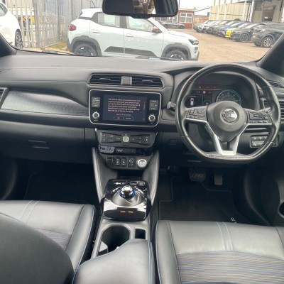 Nissan Leaf 40kWh N-Connecta Auto 5dr