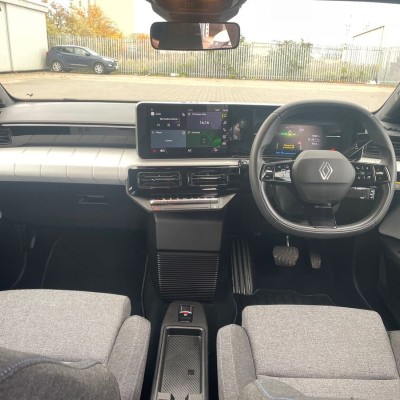 Renault 5 E-Tech electric urban range 40kWh evolution Auto 5dr