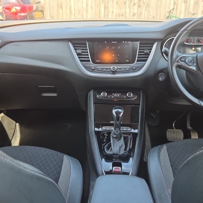 Vauxhall Grandland X 1.6 Turbo D BlueInjection Sport Nav Auto Euro 6 (s/s) 5dr
