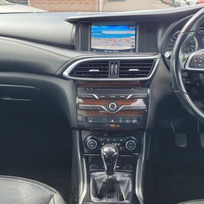 Infiniti Q30 1.5d Premium Tech 5dr