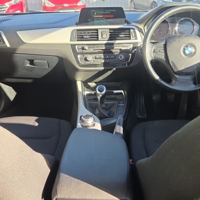 Bmw 1 Series 2.0 118d SE 5dr