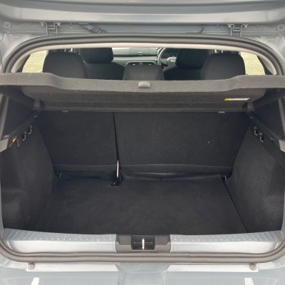 Dacia Sandero 1.0 TCe Essential Euro 6 (s/s) 5dr