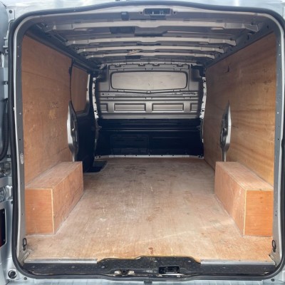 Renault Trafic LL30 2.0 dCi Extra Sport Automatic Price+Vat