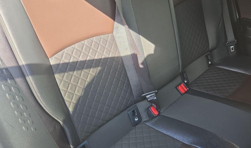 Toyota C-Hr Excel Hev Cvt