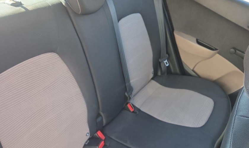 Hyundai i10 1.0 S 5dr