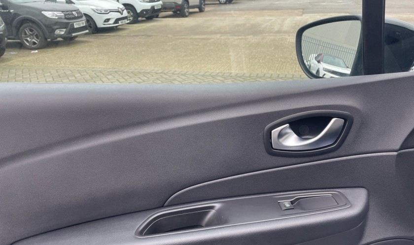 Renault Captur 0.9 Tce Iconic