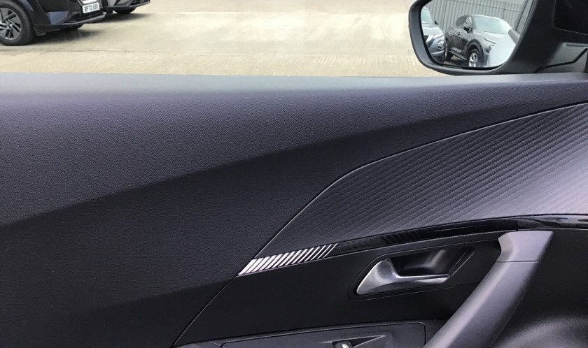 Peugeot 2008 1.2 Puretech 130 Allure