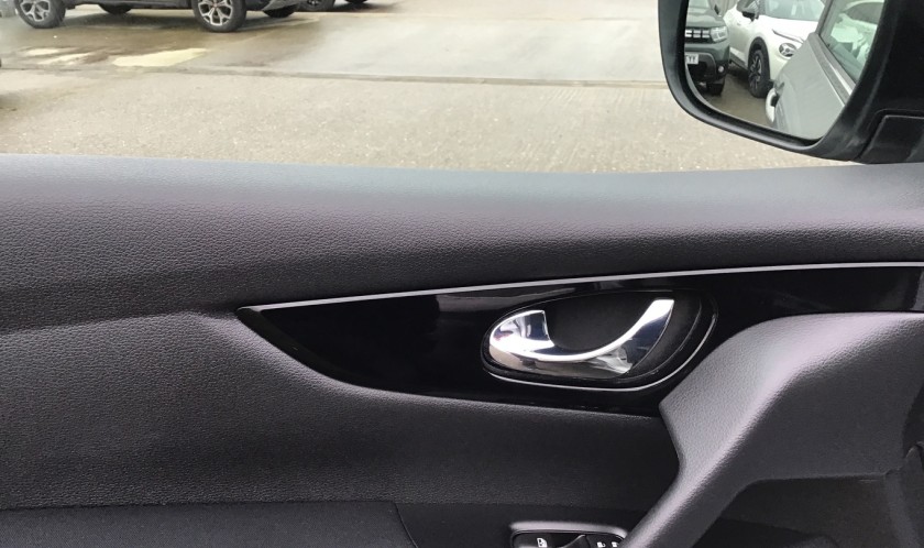 Nissan Qashqai 1.3 Dig-T N-Connecta