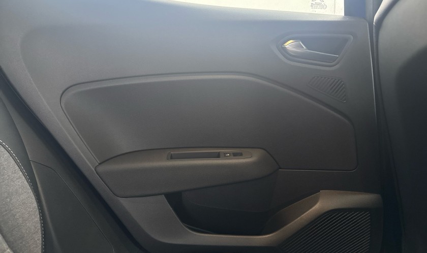 Renault Clio 1.0 TCe techno Euro 6 (s/s) 5dr