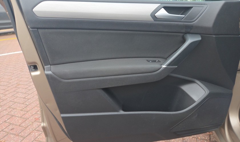 Volkswagen Touran Se Tdi Bmt