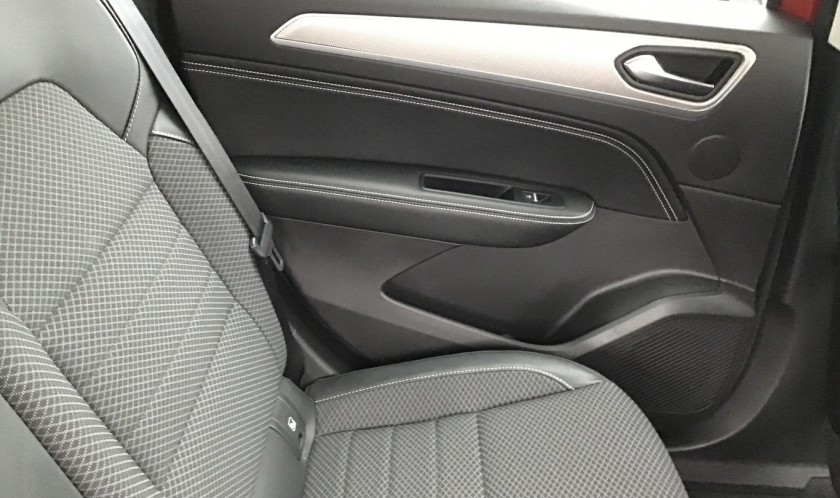 Renault Arkana 1.3 MHEV techno EDC 2WD Euro 6 (s/s) 5dr