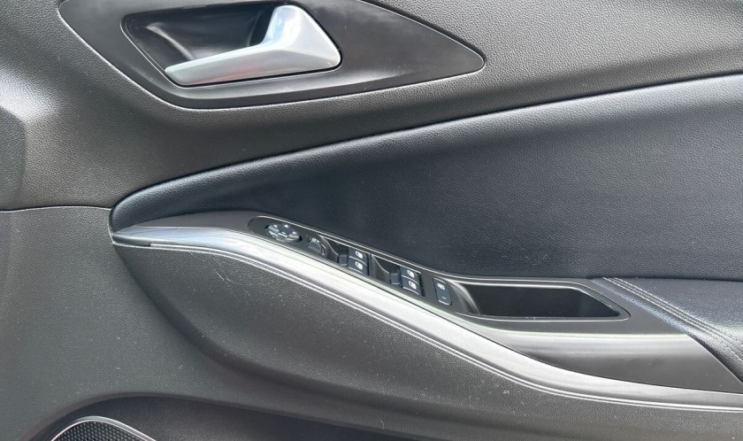 Vauxhall Grandland X 1.2 Turbo Elite Nav 5dr